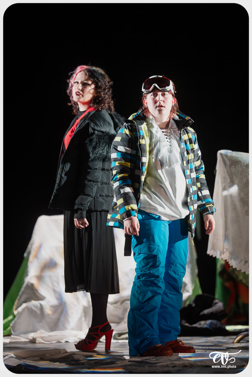 BLANCHE-NEIGE FOUTUE FORET